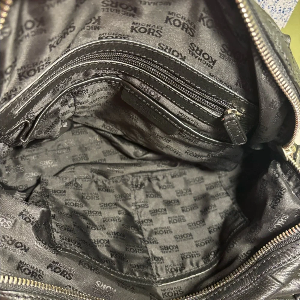Michael Kors Black Leather Shoulder Bag - Picture 10 of 10